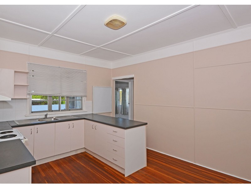 125 Pulgul Street, Urangan QLD 4655