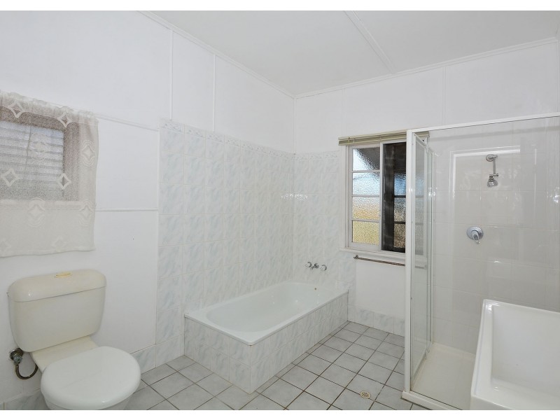 125 Pulgul Street, Urangan QLD 4655