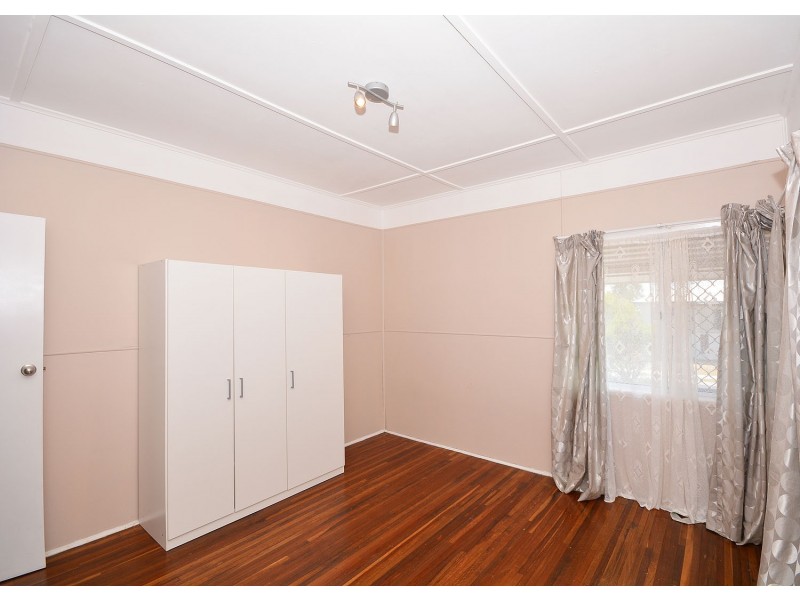 125 Pulgul Street, Urangan QLD 4655