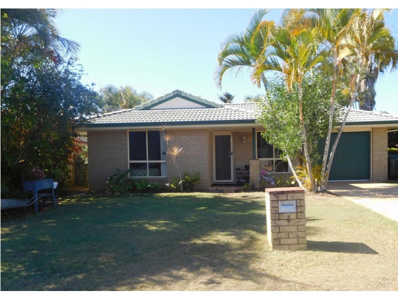 4 Georgia Court, Torquay QLD 4655