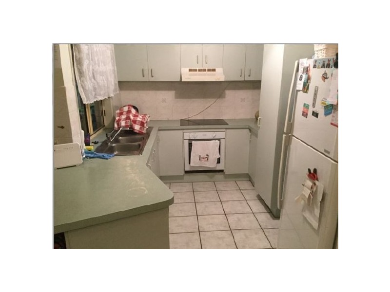 4 Georgia Court, Torquay QLD 4655