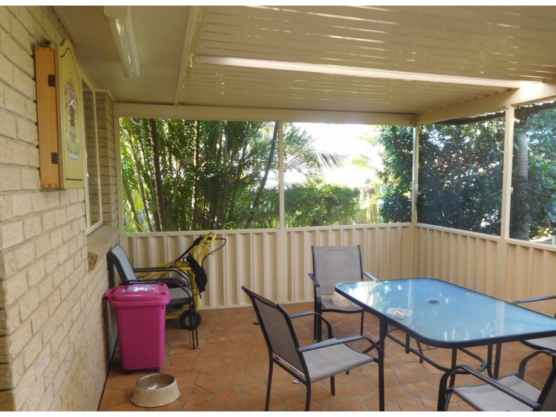 4 Georgia Court, Torquay QLD 4655