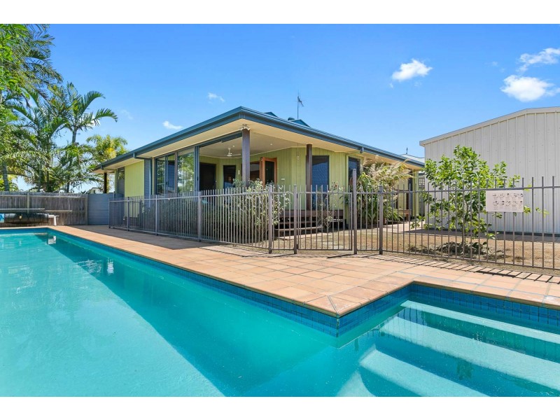 1 Krista Court, Burrum Heads QLD 4659