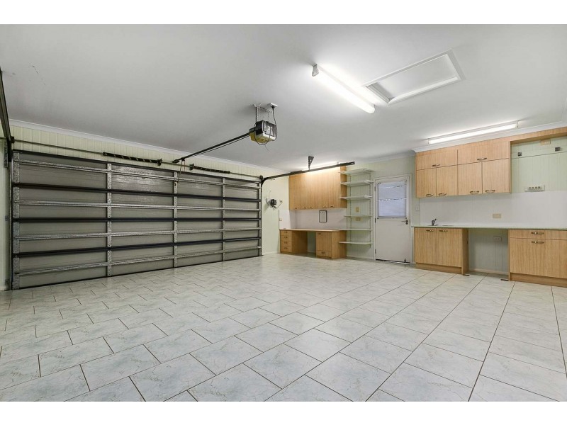 1 Krista Court, Burrum Heads QLD 4659