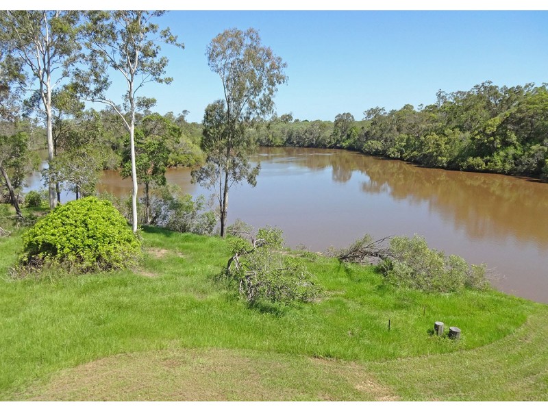 789 Burrum Heads Road, Burrum River QLD 4659