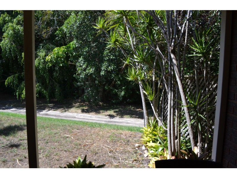 2/123 Freshwater St, Torquay QLD 4655