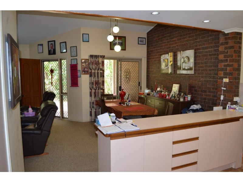 2/123 Freshwater St, Torquay QLD 4655
