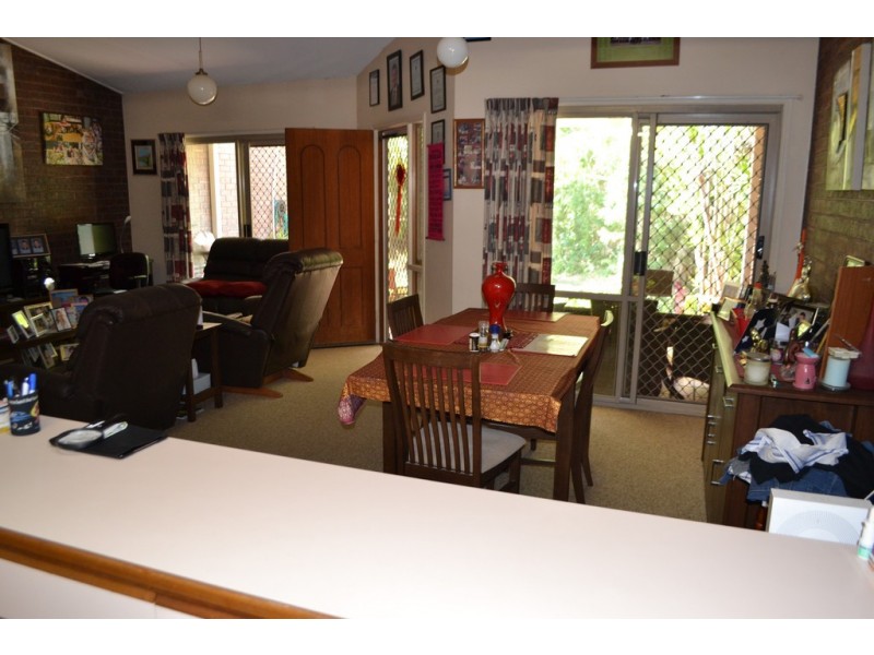 2/123 Freshwater St, Torquay QLD 4655