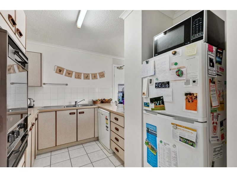 8/325 Esplanade, Scarness QLD 4655