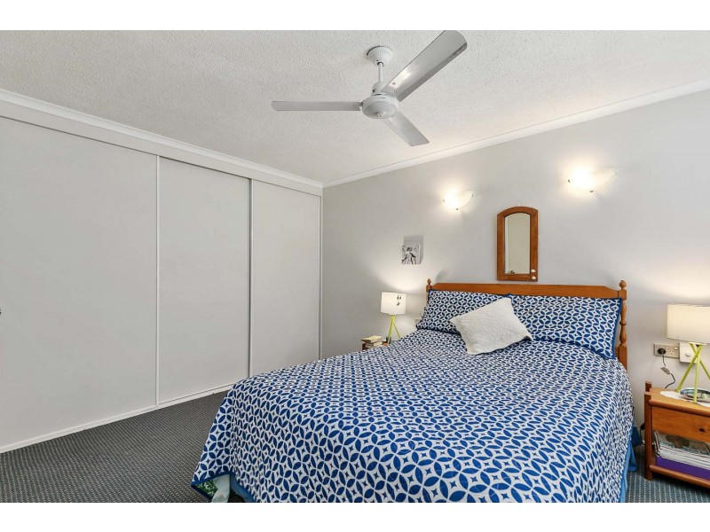 8/325 Esplanade, Scarness QLD 4655