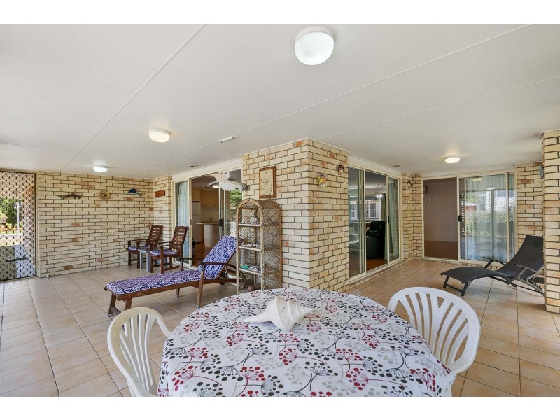 1 Simpson Street, Burrum Heads QLD 4659