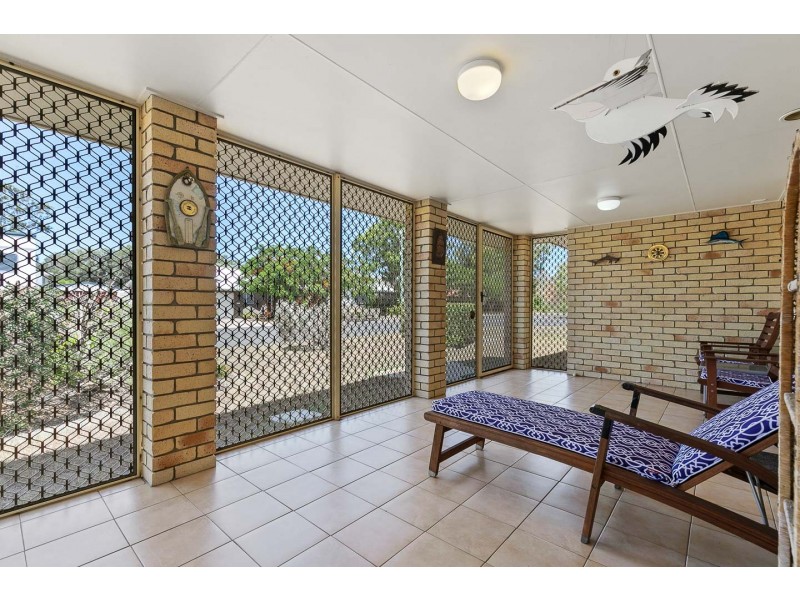 1 Simpson Street, Burrum Heads QLD 4659