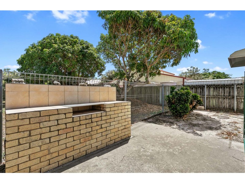 1 Simpson Street, Burrum Heads QLD 4659