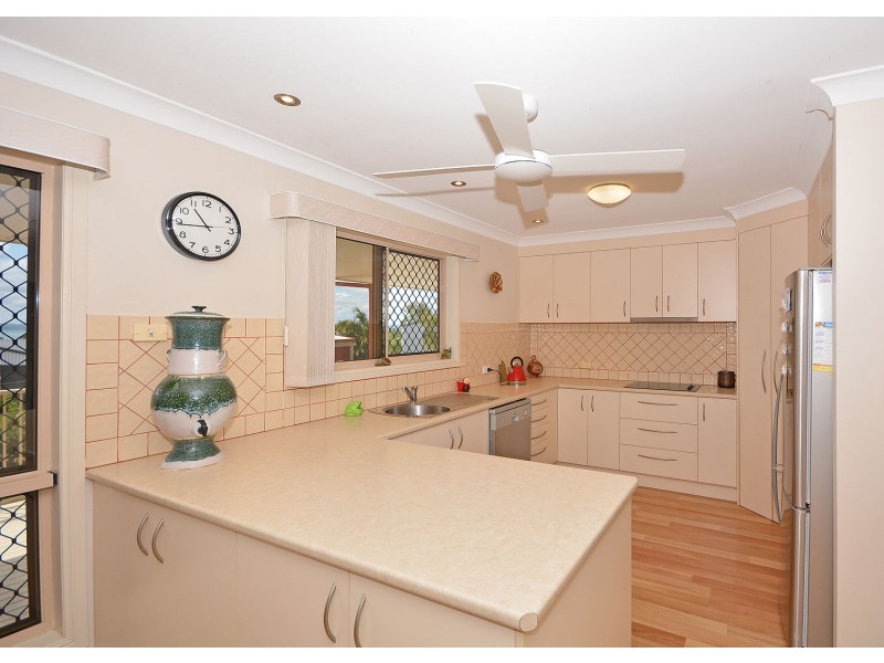 22 Ferryman Close, River Heads QLD 4655