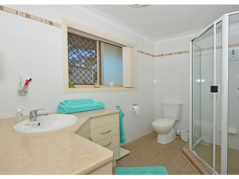 22 Ferryman Close, River Heads QLD 4655