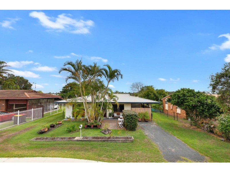 12 Vanda Street, Urangan QLD 4655