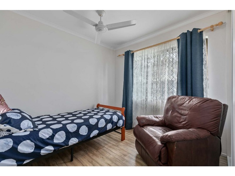 12 Vanda Street, Urangan QLD 4655