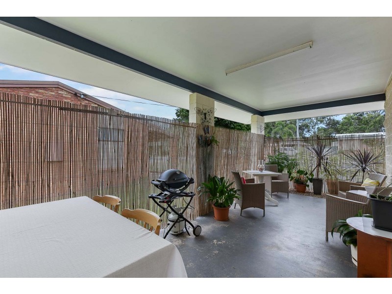 12 Vanda Street, Urangan QLD 4655