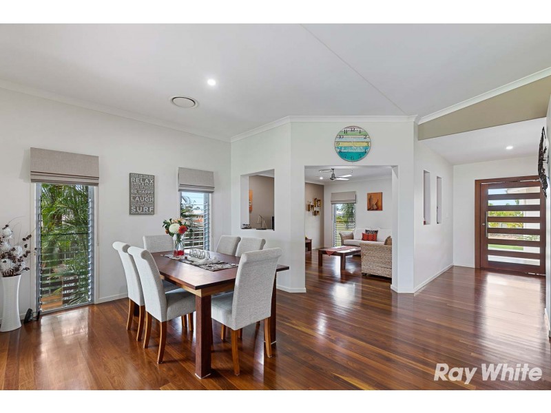 54 Traviston Way, Burrum Heads QLD 4659