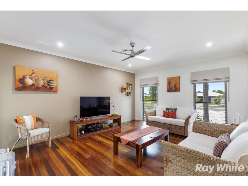 54 Traviston Way, Burrum Heads QLD 4659