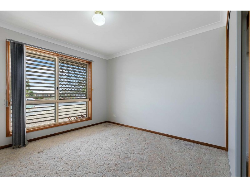 9 Diamond Court, Point Vernon QLD 4655