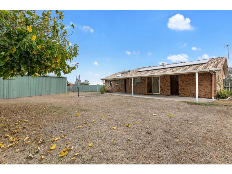 9 Diamond Court, Point Vernon QLD 4655