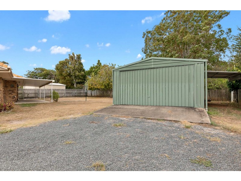 9 Diamond Court, Point Vernon QLD 4655