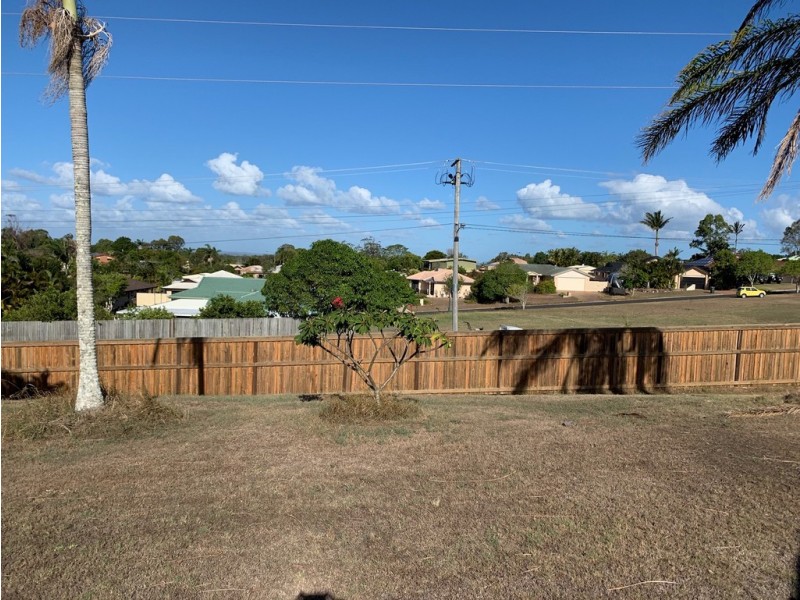 2A Christensen Street, Urraween QLD 4655