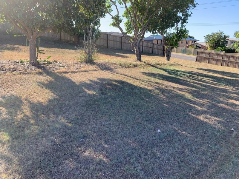 2A Christensen Street, Urraween QLD 4655