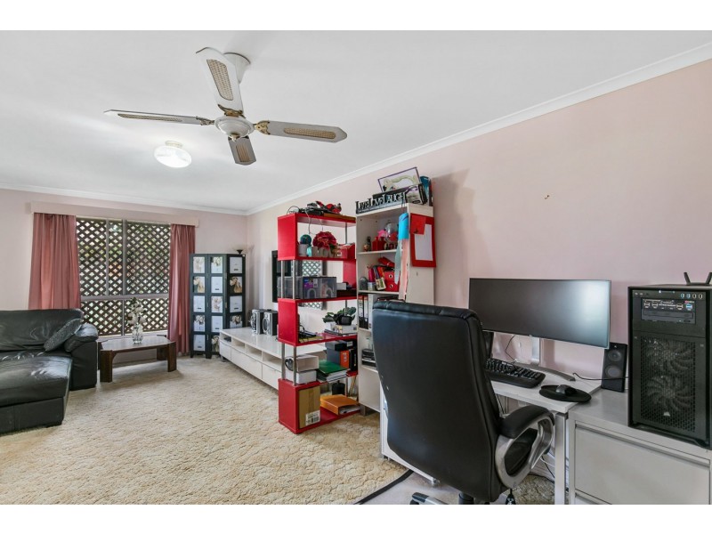 3 Phoenix Court, Kawungan QLD 4655