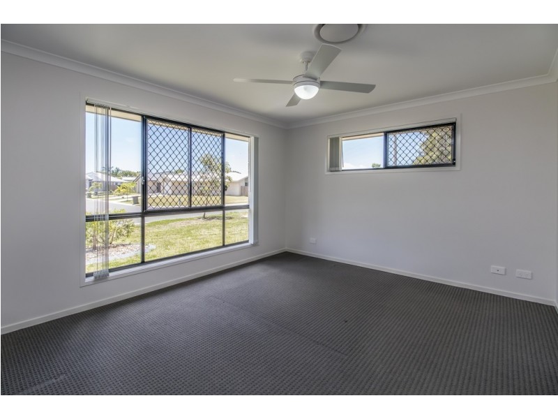 2 Serene Way, Wondunna QLD 4655