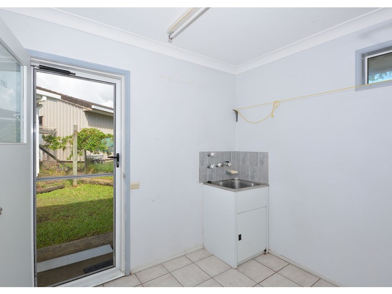 4 Diana Place, Urangan QLD 4655