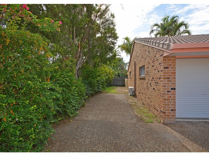 8/174 Cypress Street, Urangan QLD 4655