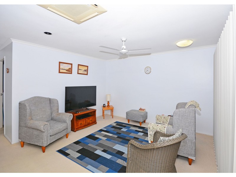 8/174 Cypress Street, Urangan QLD 4655