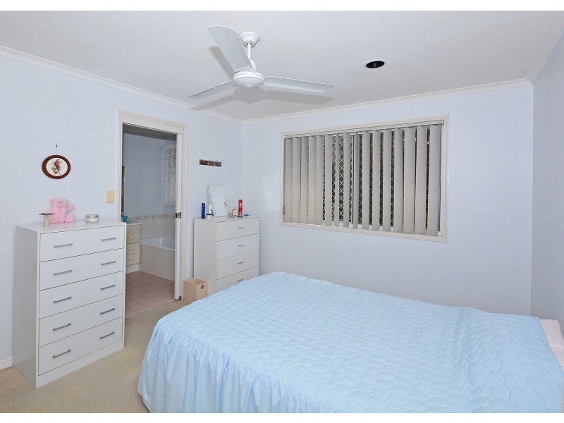 8/174 Cypress Street, Urangan QLD 4655
