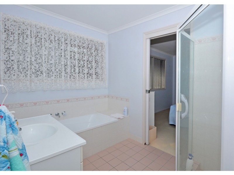8/174 Cypress Street, Urangan QLD 4655