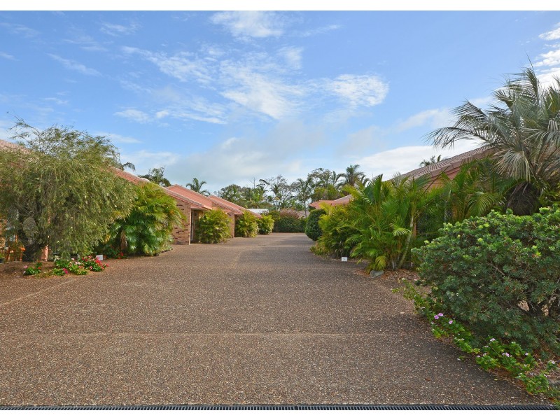 8/174 Cypress Street, Urangan QLD 4655