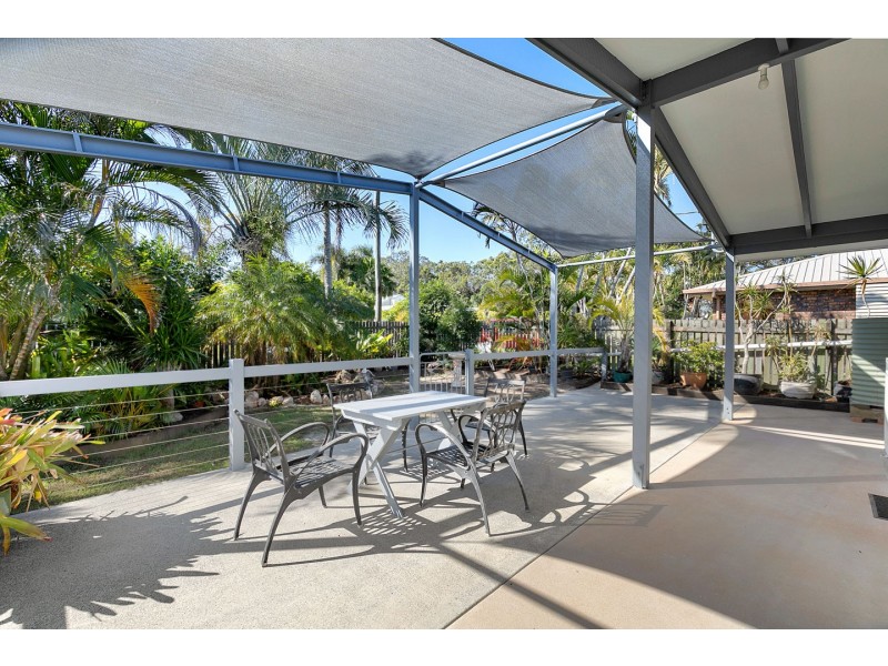 42 Brighton Street, Point Vernon QLD 4655