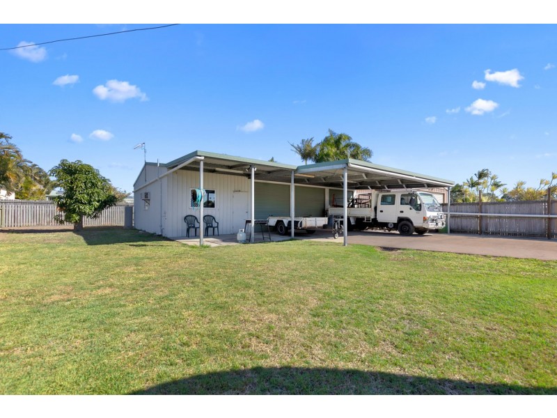 42 Brighton Street, Point Vernon QLD 4655