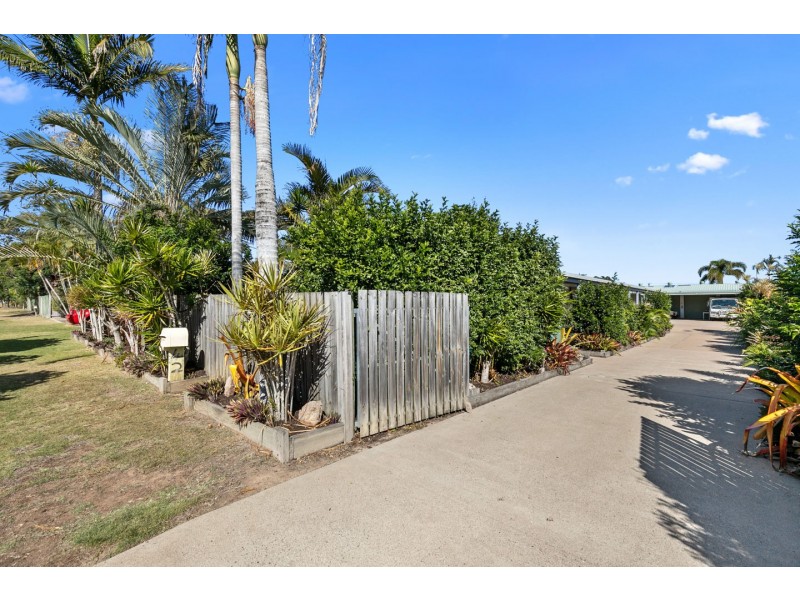 42 Brighton Street, Point Vernon QLD 4655