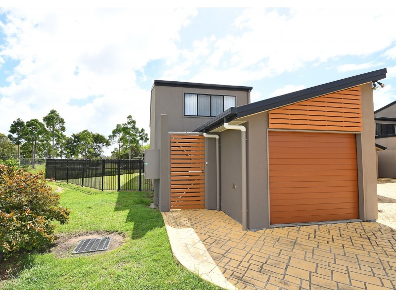 1/85 Ibis Boulevard, Eli Waters QLD 4655