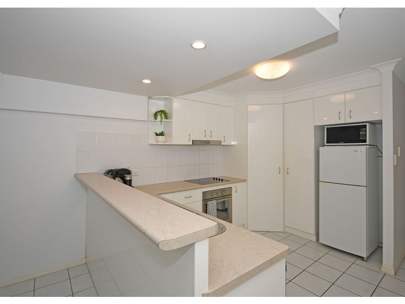 1/85 Ibis Boulevard, Eli Waters QLD 4655