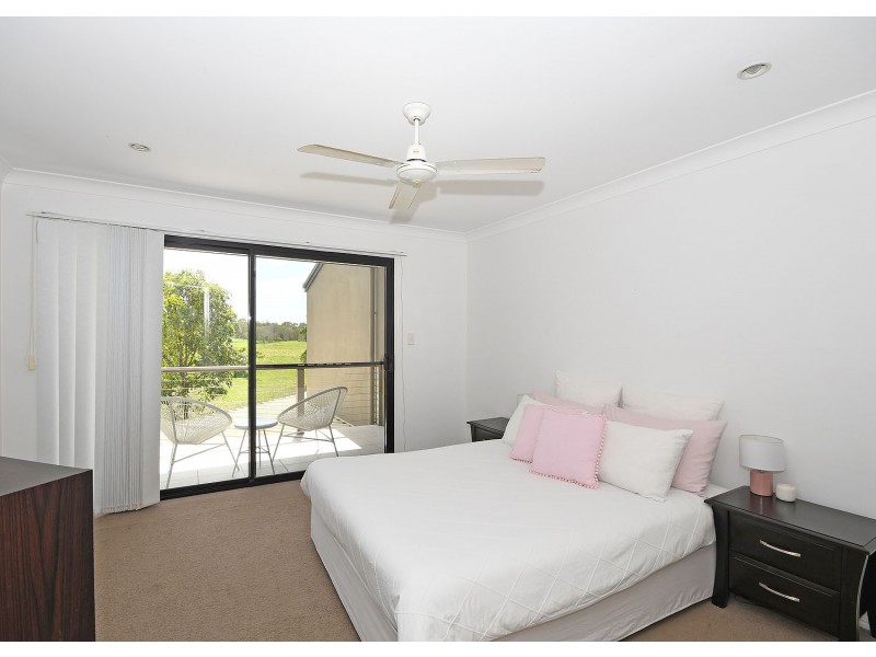 1/85 Ibis Boulevard, Eli Waters QLD 4655