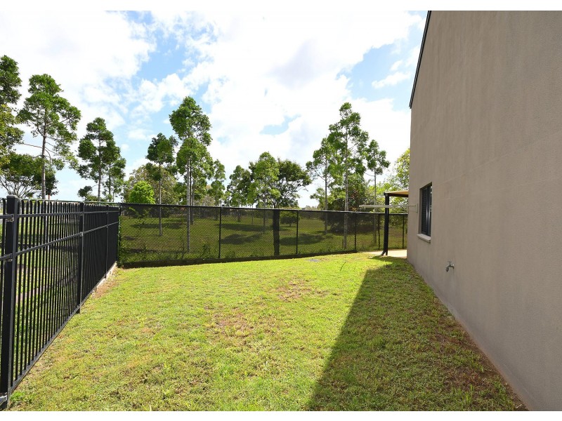 1/85 Ibis Boulevard, Eli Waters QLD 4655
