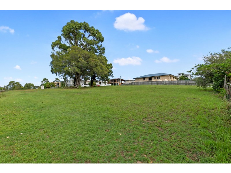 52 Curlew Terrace, River Heads QLD 4655
