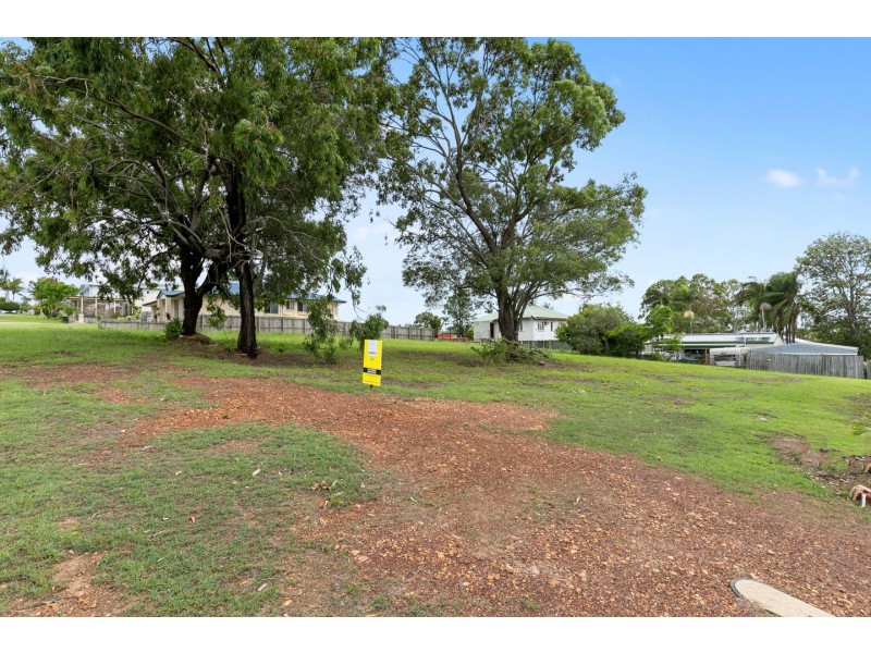 52 Curlew Terrace, River Heads QLD 4655