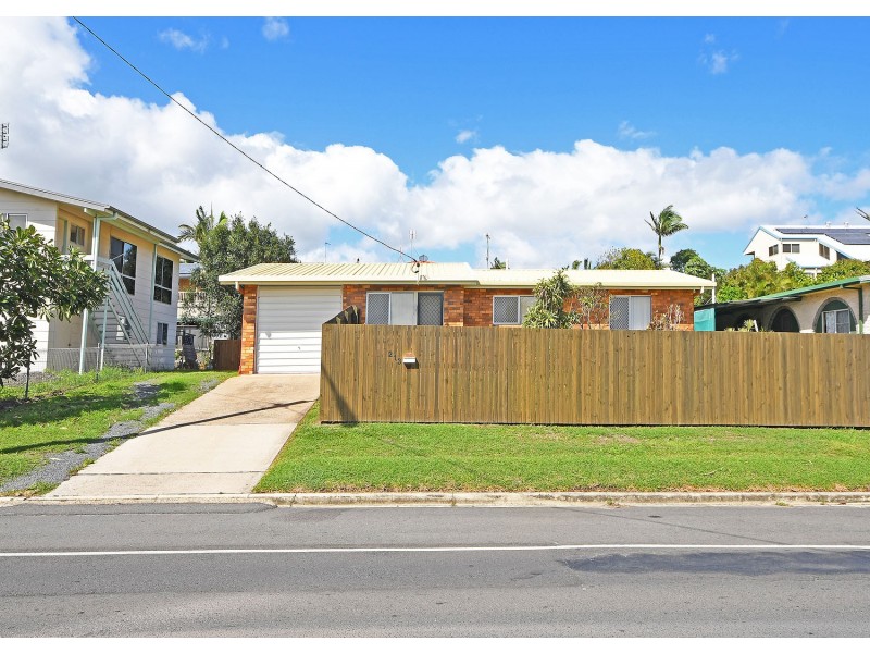 213 Boat Harbour Drive, Pialba QLD 4655