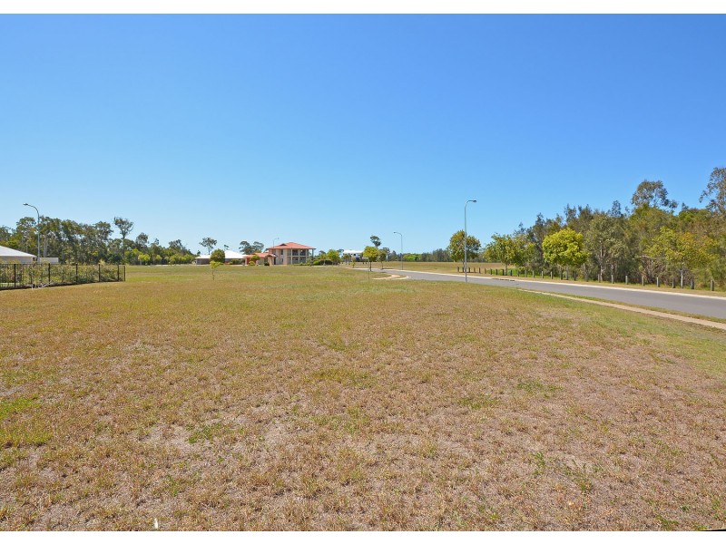 20 Barramundi Drive, Burrum Heads QLD 4659