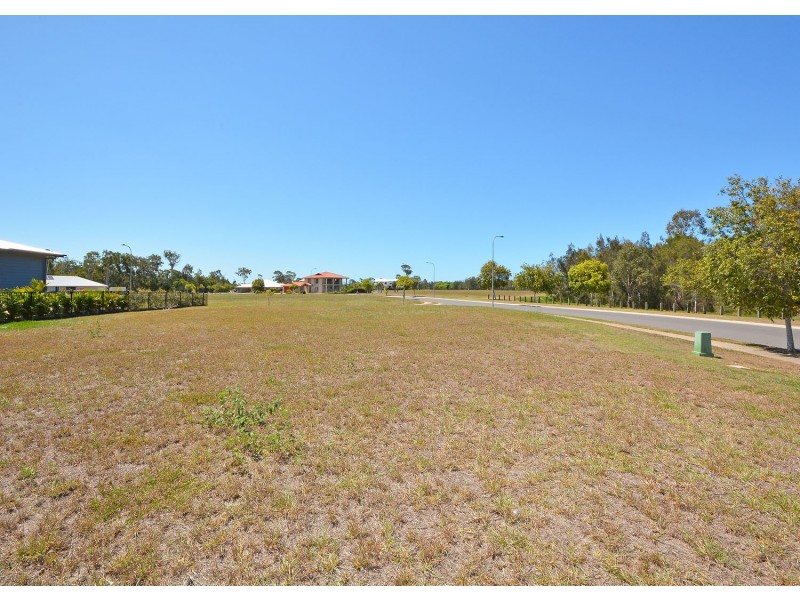 20 Barramundi Drive, Burrum Heads QLD 4659