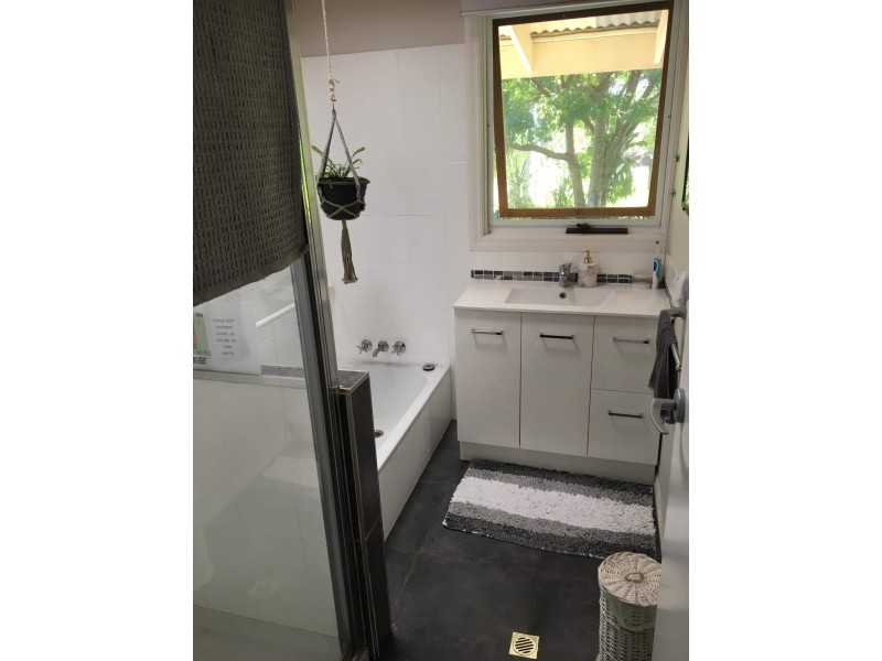 20 Dreamtime Avenue, Burrum Heads QLD 4659